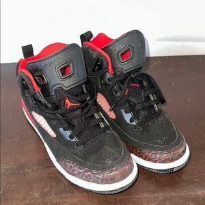Nike Jordan Spizike PS Black/University Red-White CJ7214-060 Size 3Y Sneakers